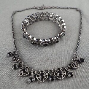 Fashion onyx gunmetal necklace & bracelet set